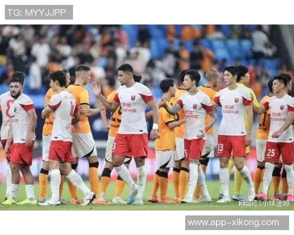 海港队中超领先优势仅剩2分21日亚冠将进行阵容轮换备战 海港队中超领先优势仅剩2分21日亚冠将进行阵容轮换备战