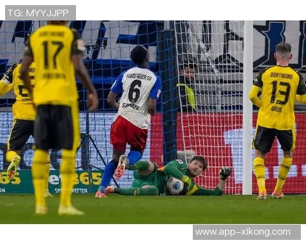 多特蒙德与汉堡上半场战成平局丘库埃梅卡错失良机卡帕尔多射门中柱 多特蒙德与汉堡上半场战成平局丘库埃梅卡错失良机卡帕尔多射门中柱