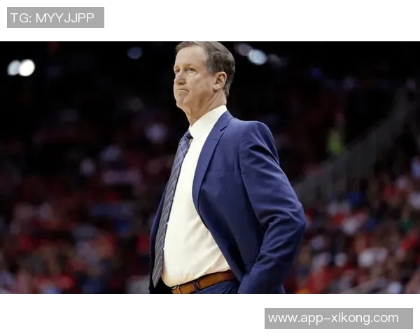 勇士助教斯托茨与昔日爱徒利拉德赛前亲切交流回忆共事岁月