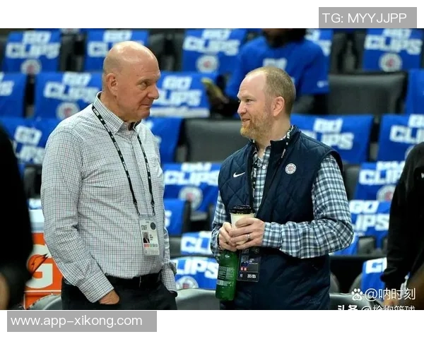 快船总裁弗兰克将与球迷亲密互动共同探讨球队发展与未来方向